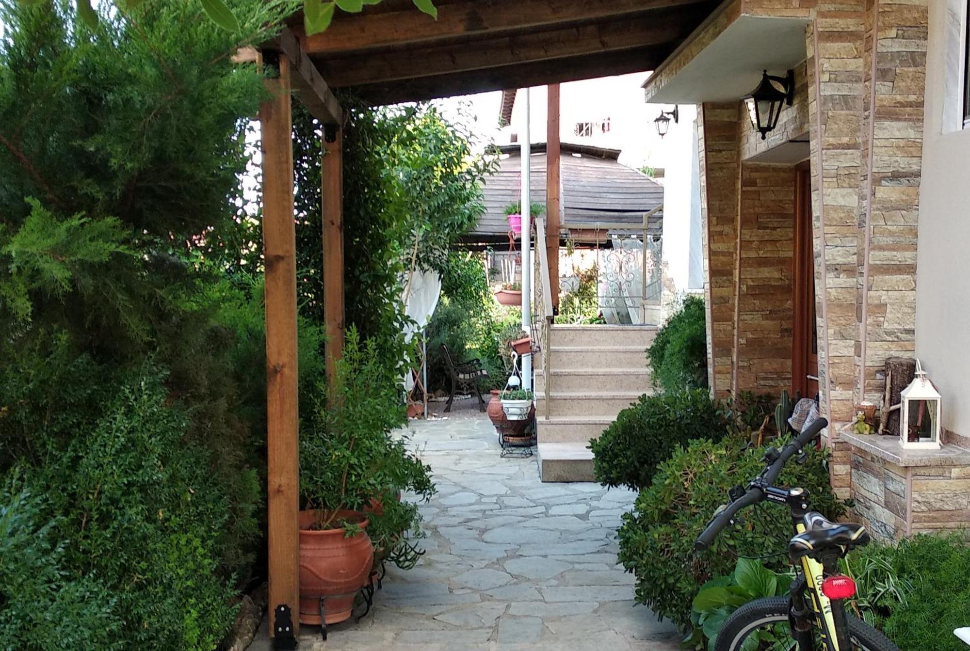 House In The Village Fotolivos Exterior foto